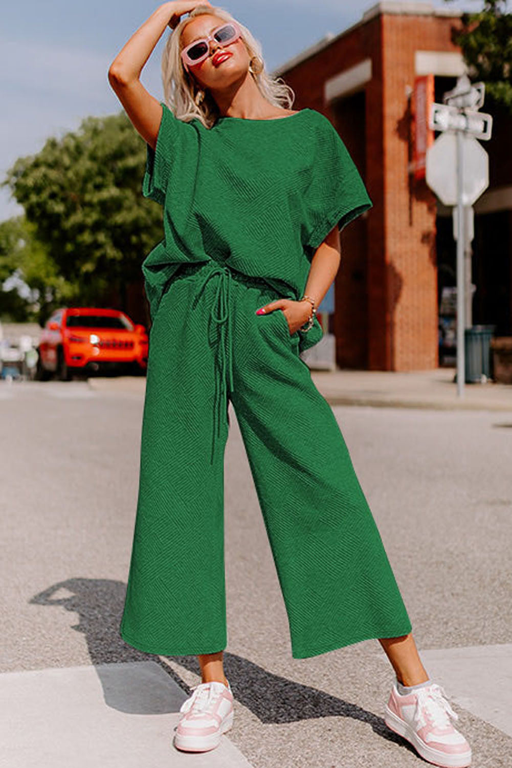 Stylish Dark Green Women's T-Shirt & Pants Set - Relaxed Fit