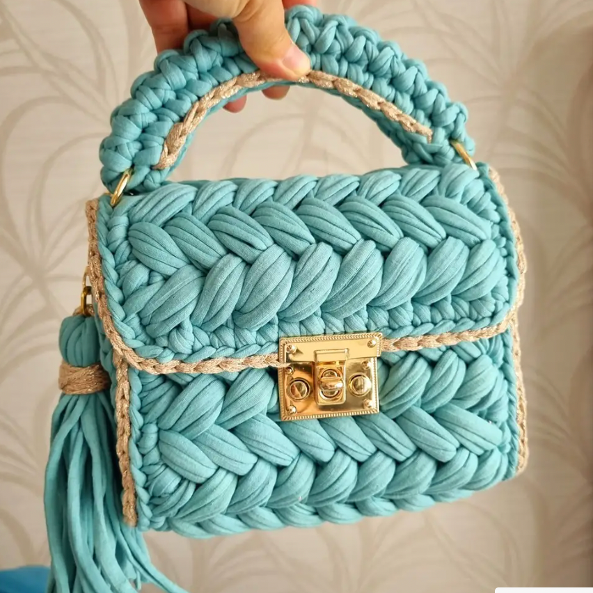 CHQEL Evening Clutch Bag for Women, Handmade Crochet Wedding Party Purse, Small Flap Formal Crossbody Handbag Evening Clutch