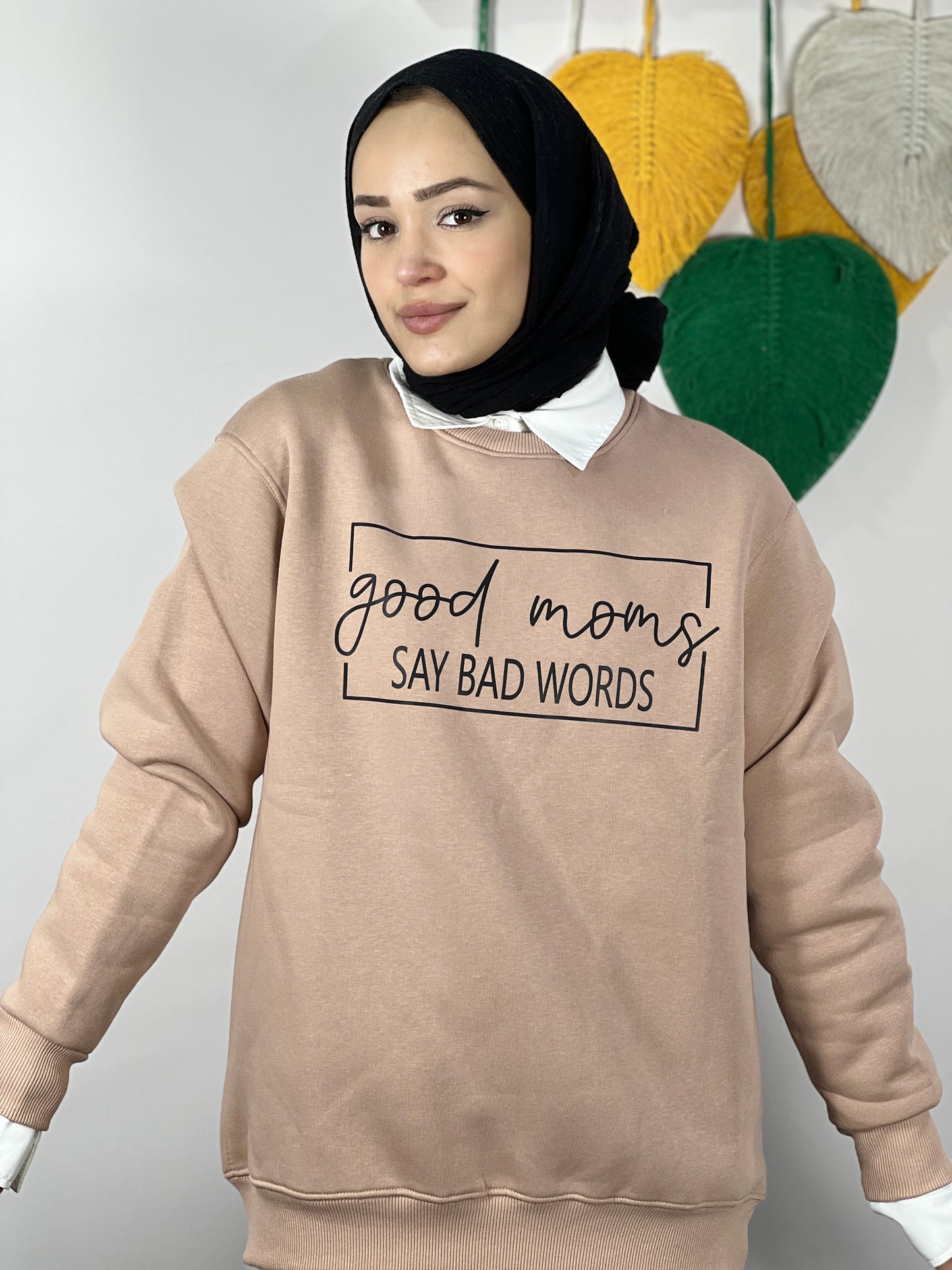 Maternity Sweatshirt Printed Good Moms Oversize (BEIGE)