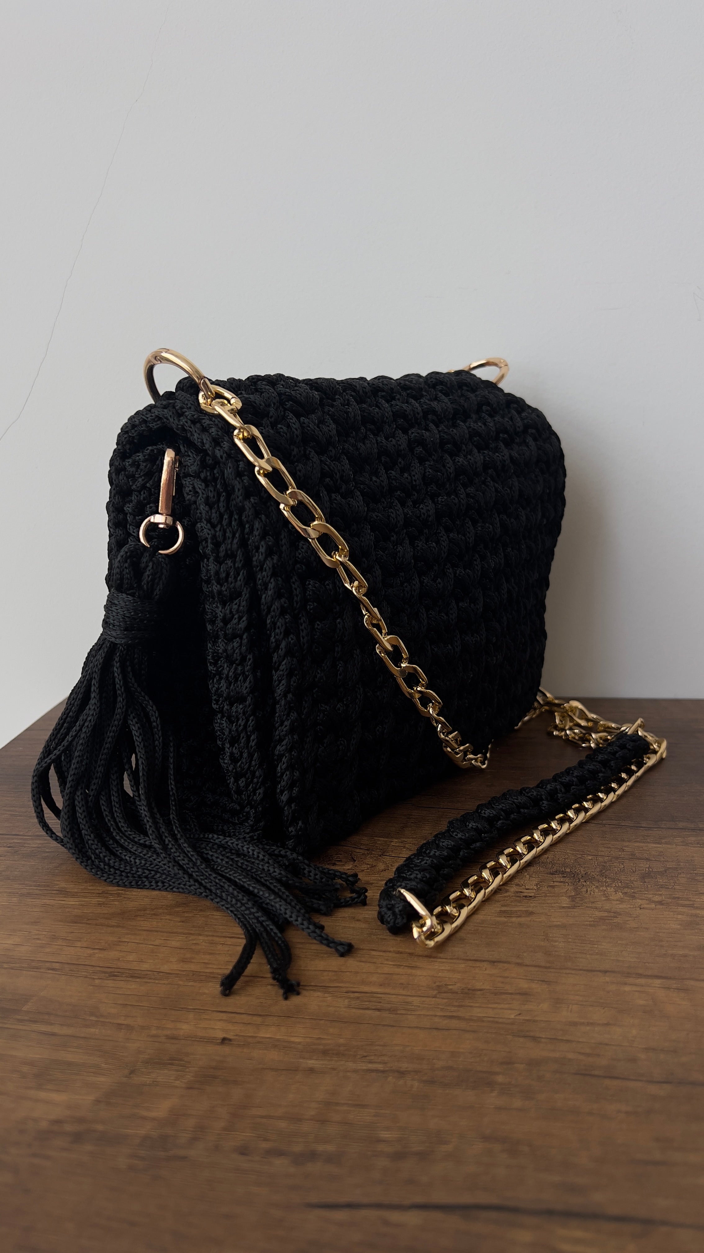 CHQEL Evening Clutch Bag for Women,  Handmade Crochet  Macrame  Yarn  Wedding Party Purse, Small Flap Formal Crossbody Handbag Evening Clutch