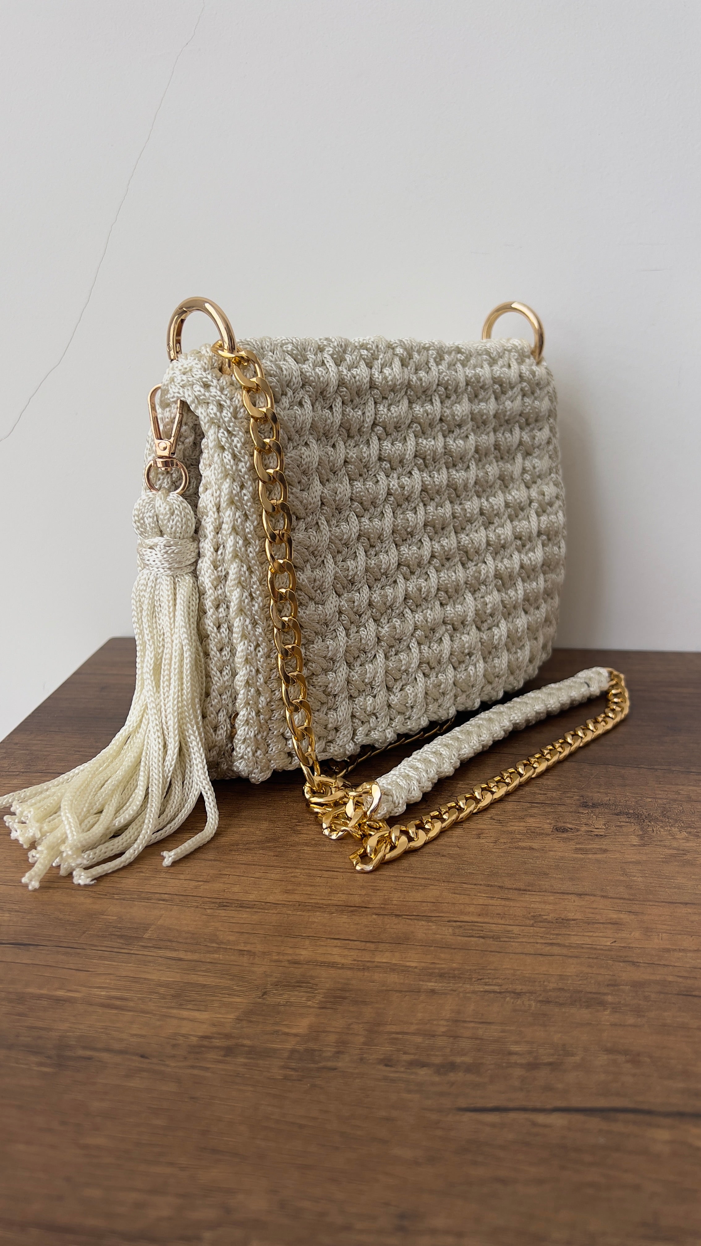 CHQEL Evening Clutch Bag for Women,  Handmade Crochet  Macrame  Yarn  Wedding Party Purse, Small Flap Formal Crossbody Handbag Evening Clutch